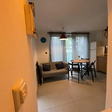 Modern And Cozy Murty 1 And Murty 2 Apartment Murter